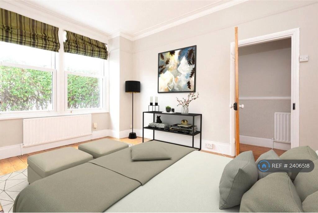 Apartment in Wimbledon - More