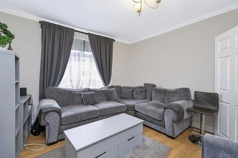 3 bedroom semi-detached house for sale, Carronside Street, FK2 7QD