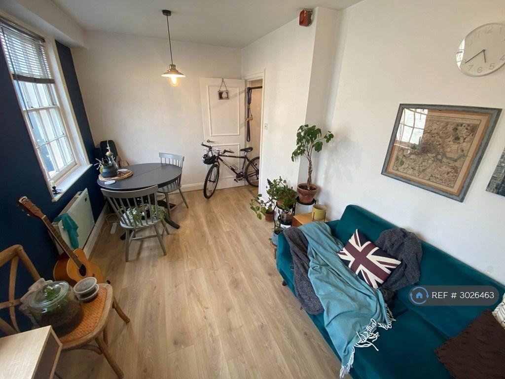 Apartment in Brighton - View 2