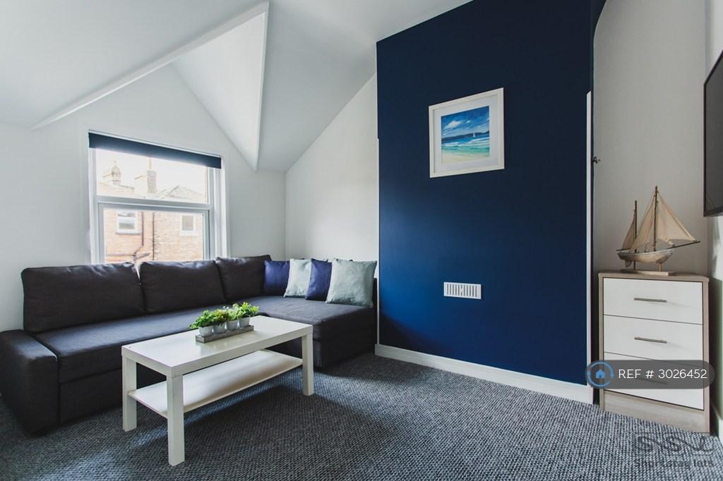 Apartment in Bournemouth - View 2
