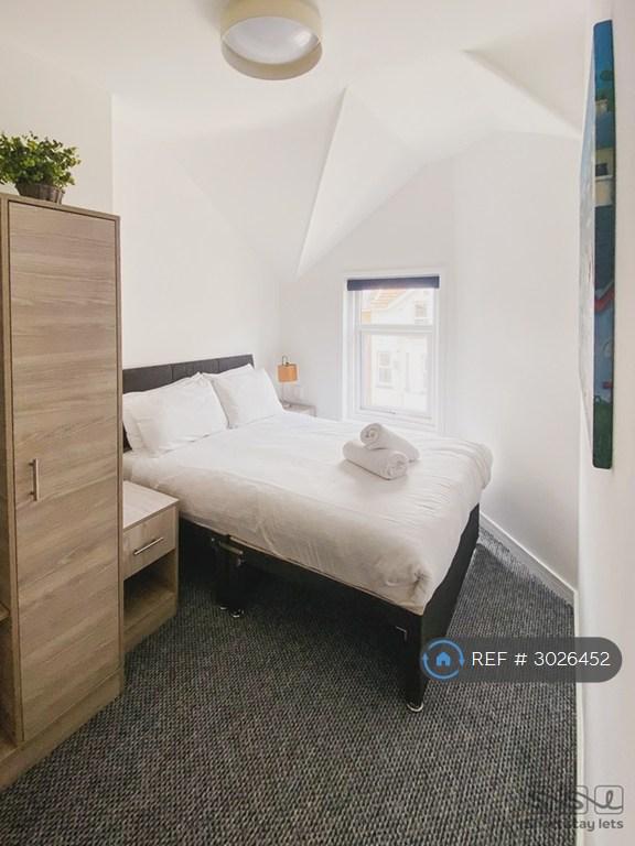 Apartment in Bournemouth - View 3