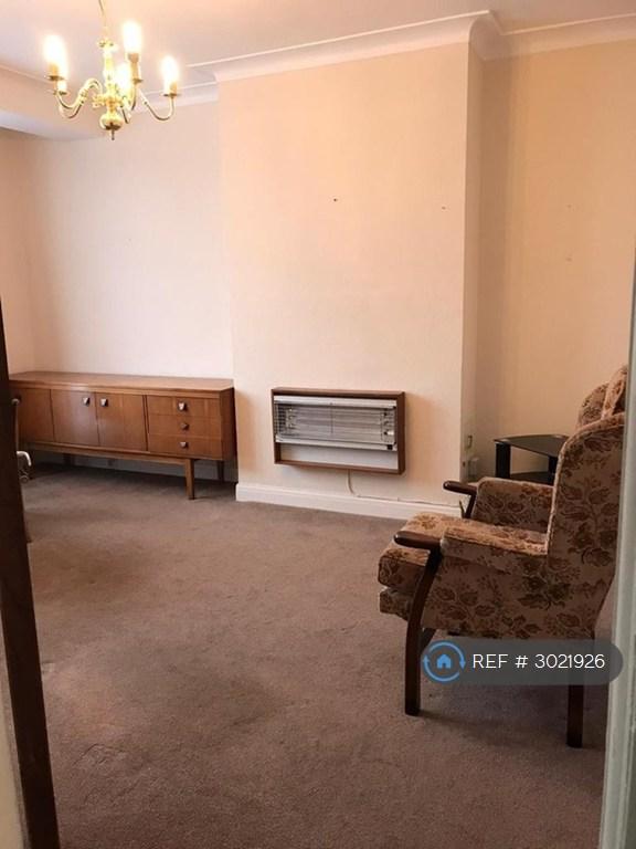 House in Southall - View 5
