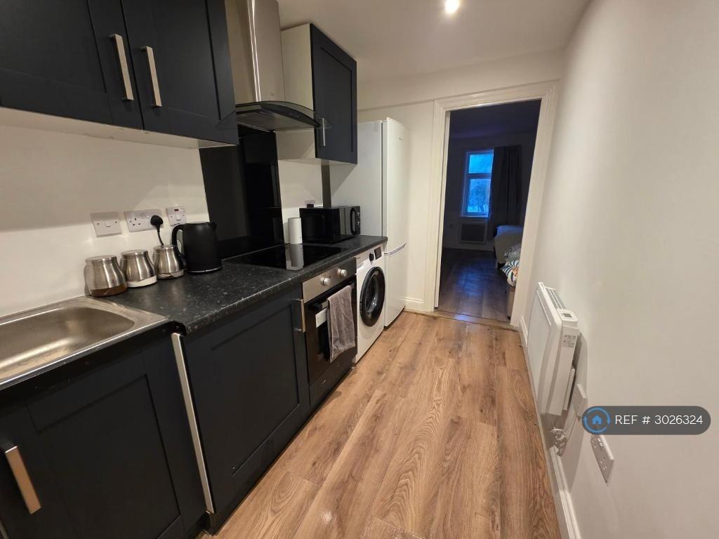 Apartment in Peckham - More