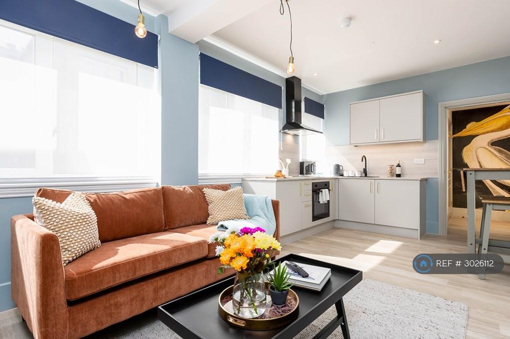 Apartment in Bournemouth - View 3