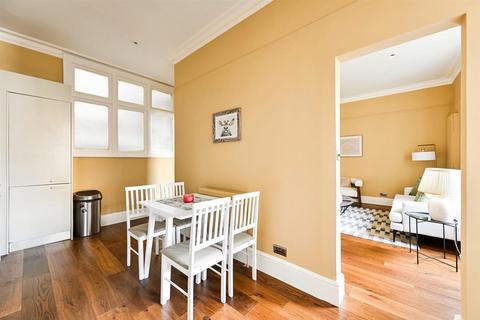 2 bedroom apartment to rent, Kensington High Street, London W8
