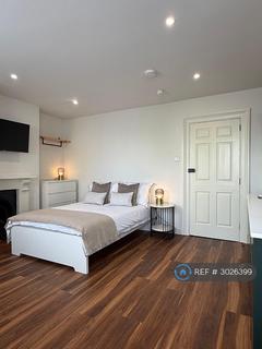 Studio to rent, St. Pauls Road, Cheltenham, GL50