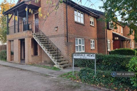 Studio to rent, Tavistock Road, West Drayton, UB7