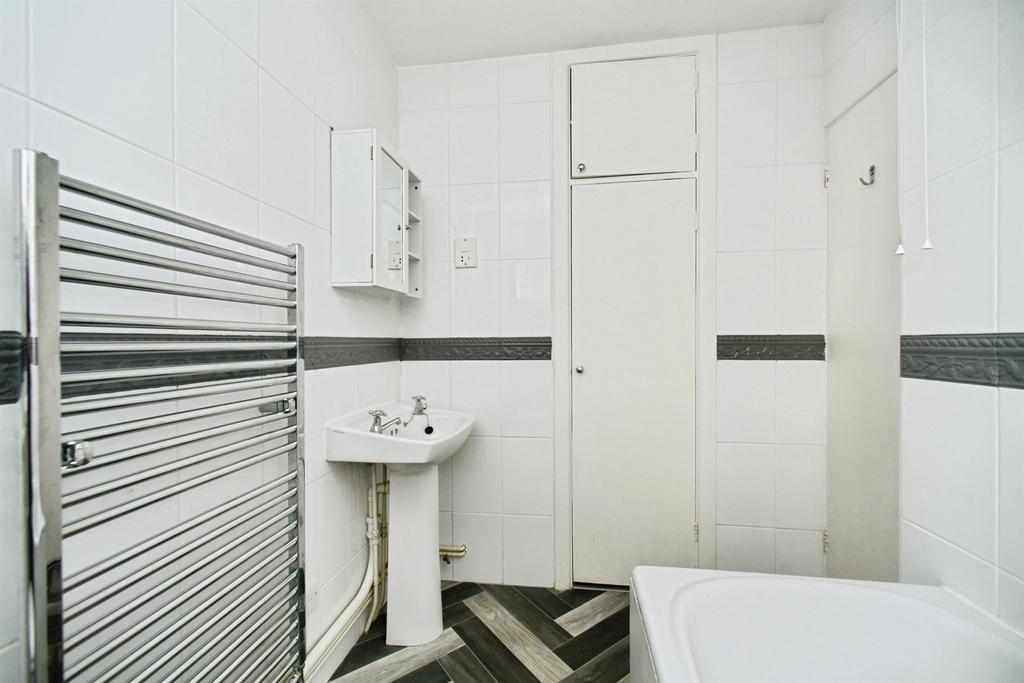 Apartment in Brighton - View 5