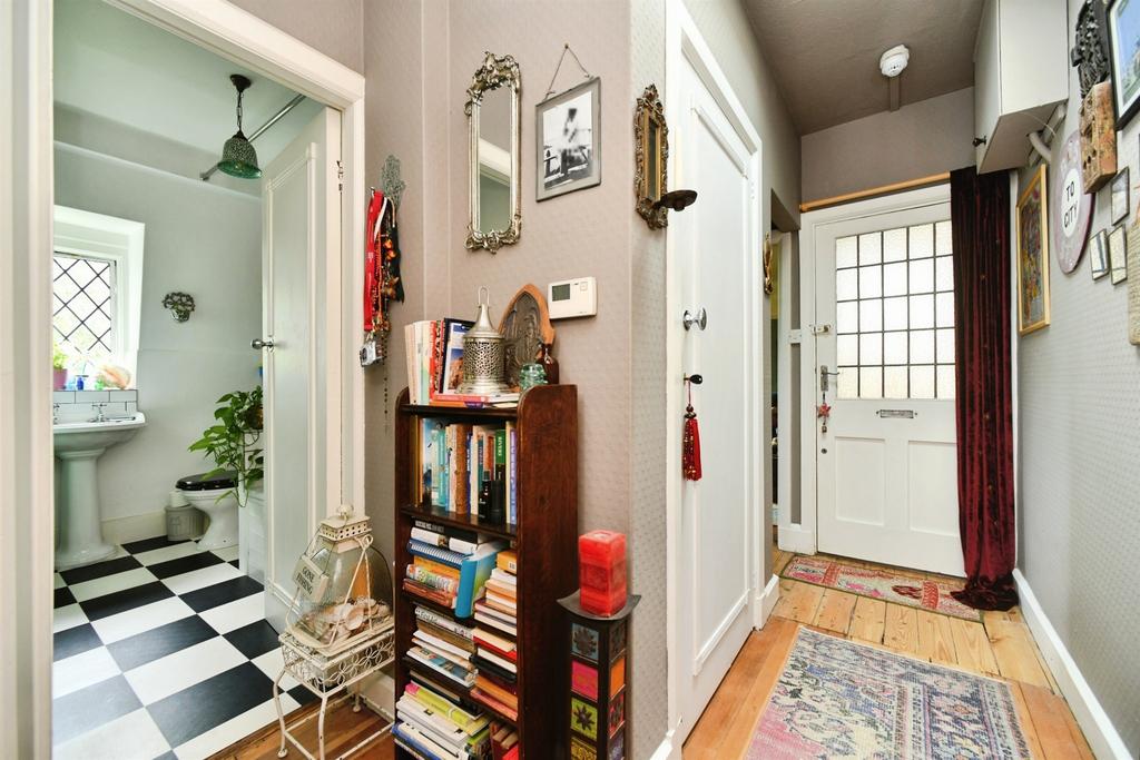 Apartment in Brighton - More