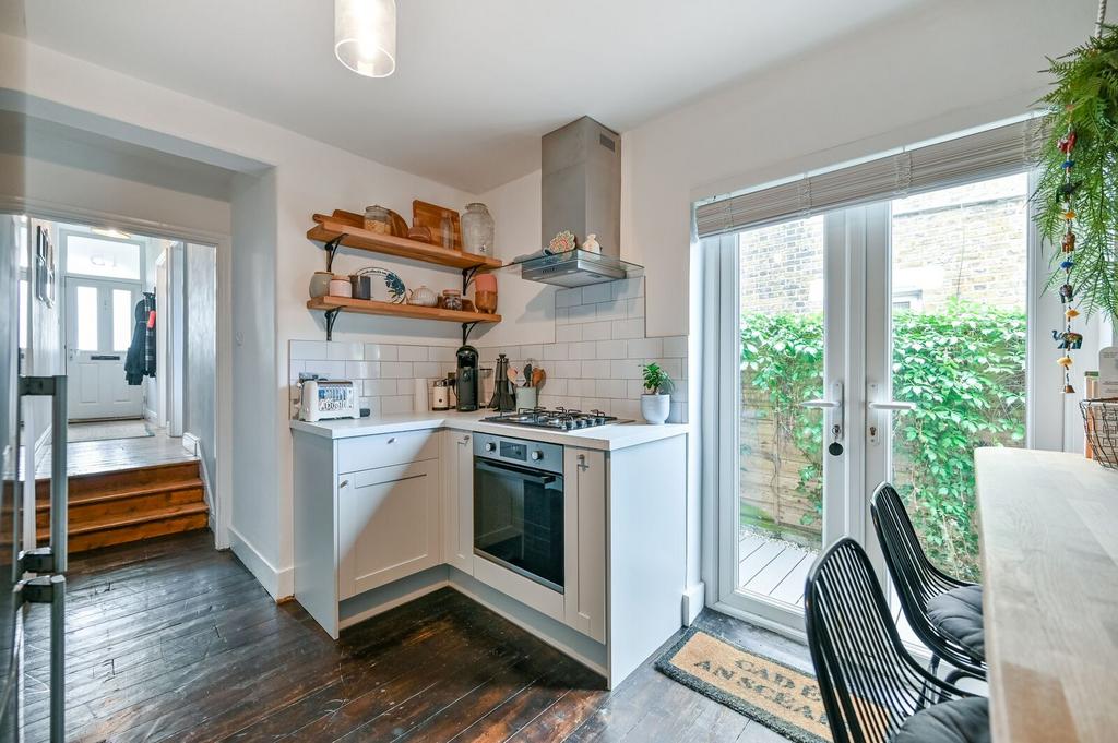 Apartment in London, Hanwell - View 5