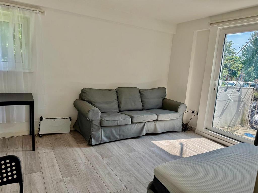 Apartment in London - View 4