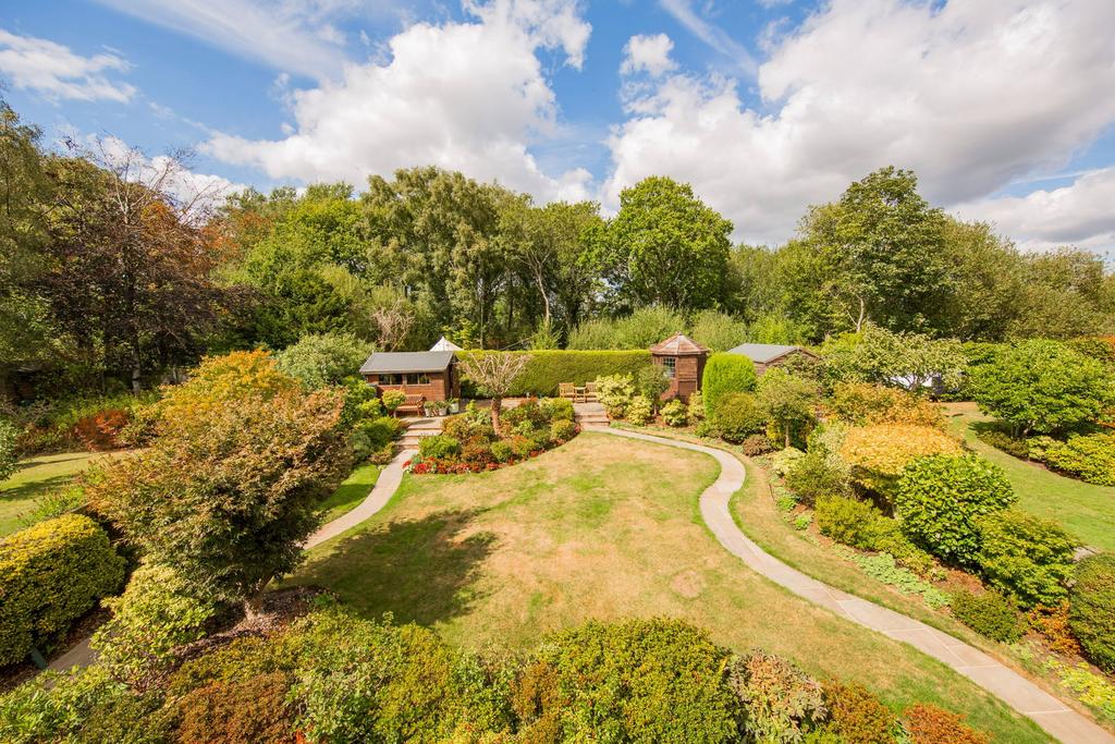 House in Heathfield - View 2