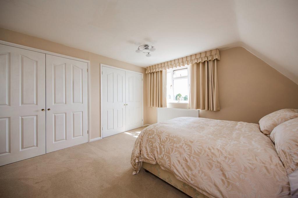 House in Heathfield - View 4