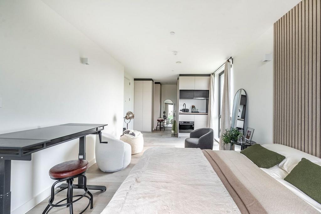 Apartment in Harrow - More