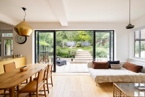 undefined, Donnington Road, London, NW10