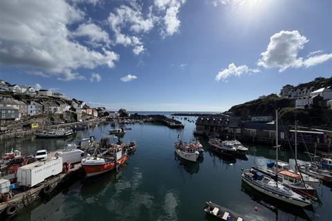 2 bedroom penthouse to rent, Middle Wharf, Mevagissey, St. Austell