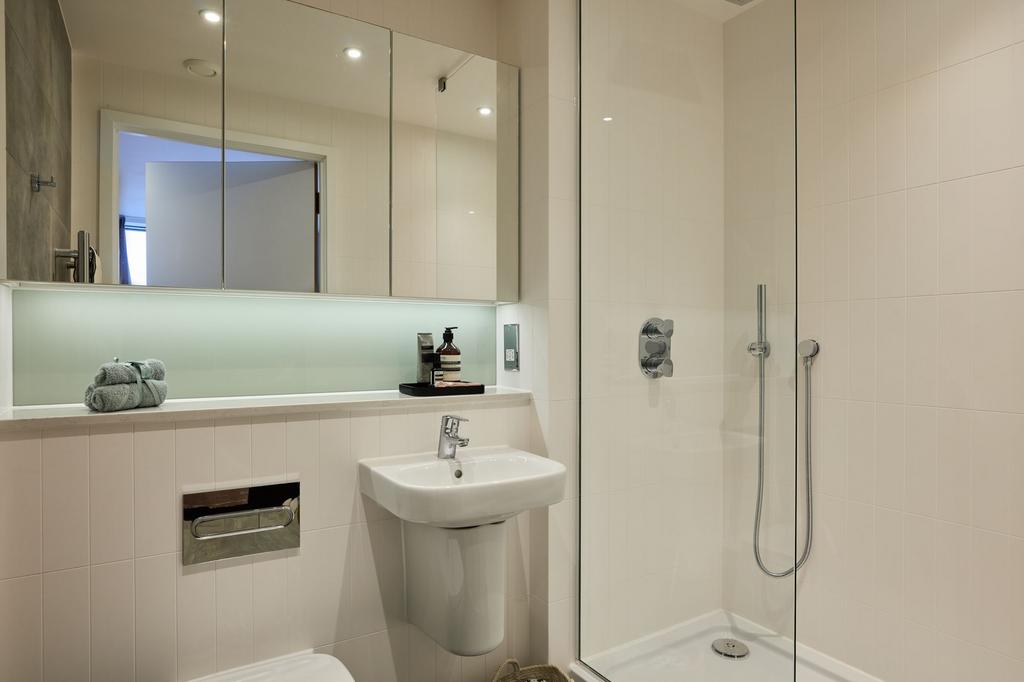 Apartment in Manchester - More