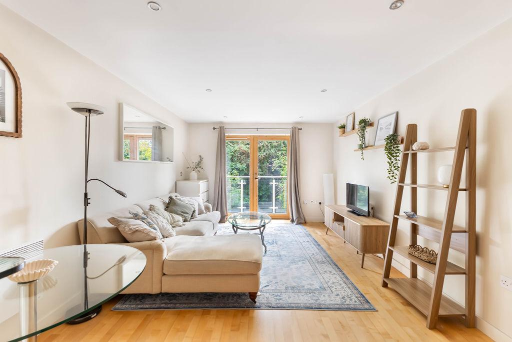 Apartment in Newcastle upon Tyne, Tyne and Wear - View 3