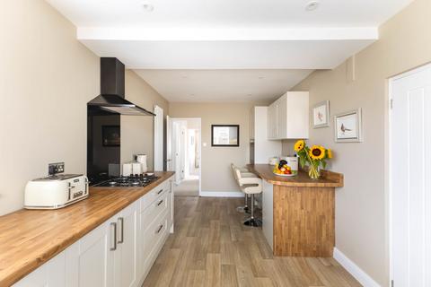 2 bedroom semi-detached bungalow for sale, Ovingham Gardens, Wideopen, Newcastle Upon Tyne