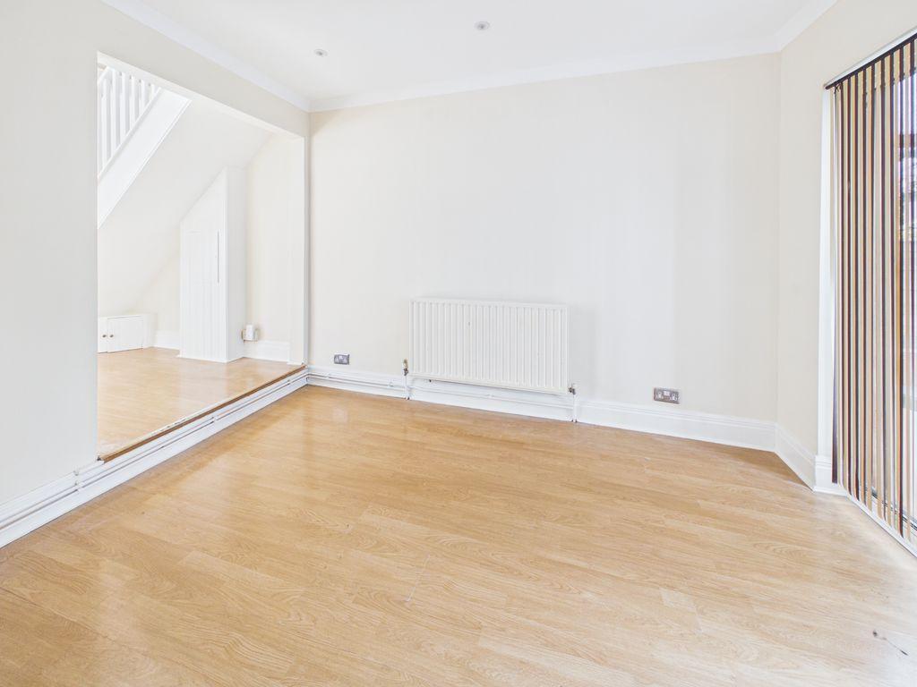 House in Coulsdon - More