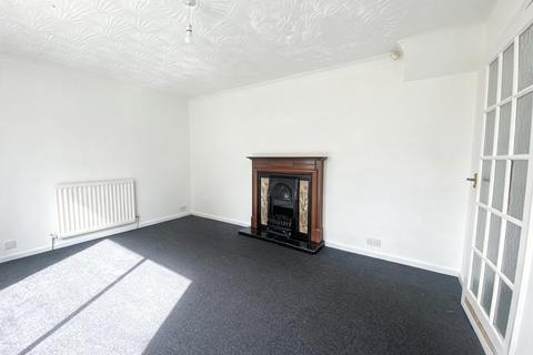 4 bedroom semi-detached house to rent, Hoylake Road, Middlesbrough TS4