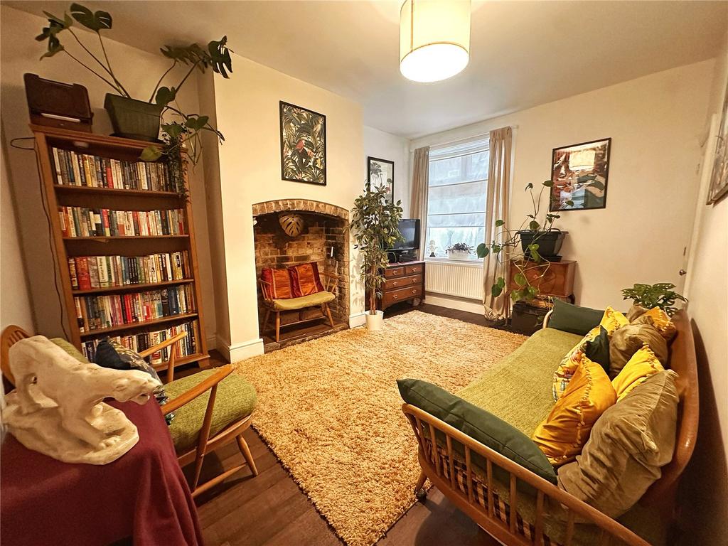 House in Manchester, Greater Manchester - More
