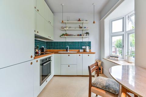 2 bedroom flat for sale, Cleveleys Road, Clapton, E5, Clapton, London, E5