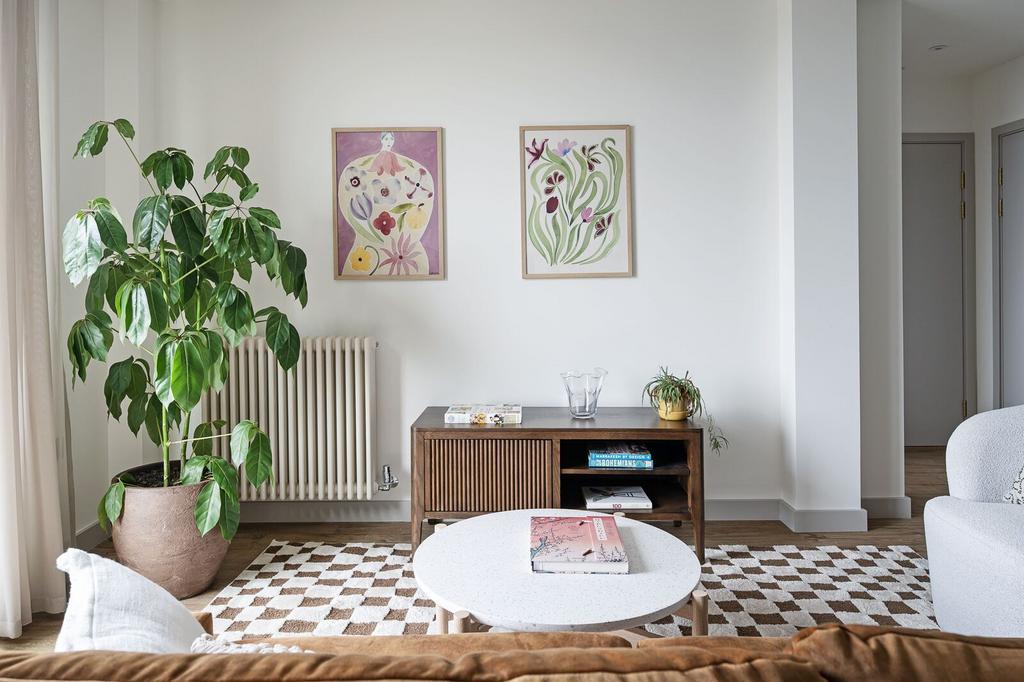 Apartment in Walthamstow - View 3
