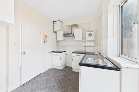 2 bedroom semi-detached house for sale, Keedonwood Road, Bromley BR1