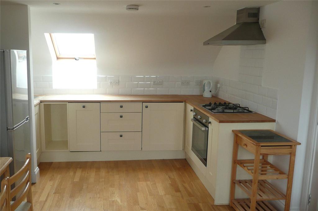 House in Raynes Park - View 2