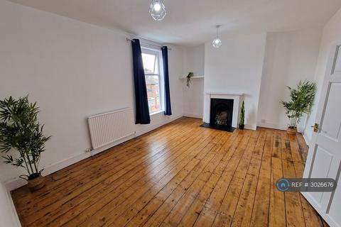 4 bedroom end of terrace house to rent, North Street, Derby, DE1