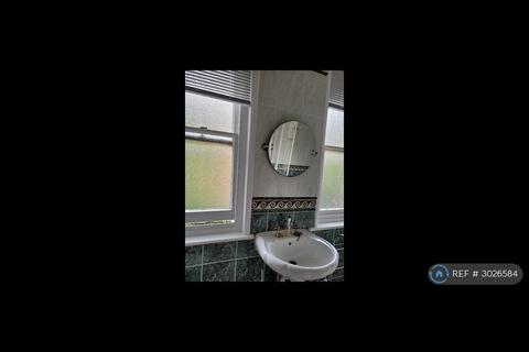 1 bedroom in a flat share to rent, Westbourne Gardens, Folkestone, CT20