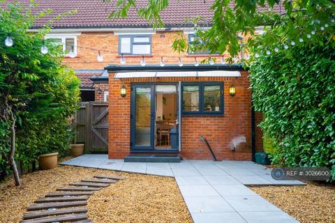 3 bedroom terraced house to rent, Valentia Road, Headington, Oxford, OX3