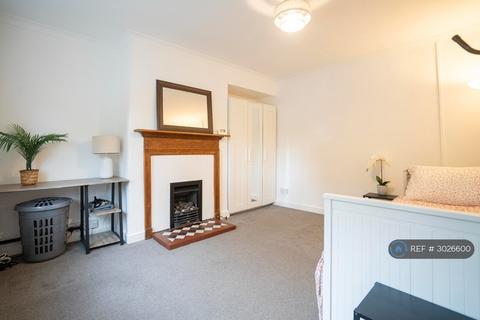 3 bedroom terraced house to rent, Valentia Road, Headington, Oxford, OX3