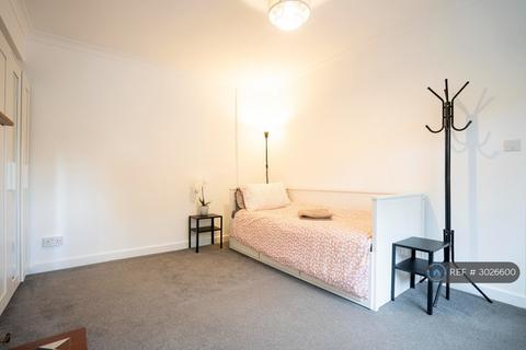 3 bedroom terraced house to rent, Valentia Road, Headington, Oxford, OX3