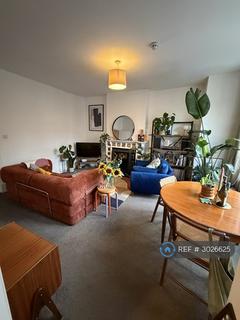 2 bedroom flat to rent, Ivydene House, Stockport, SK4