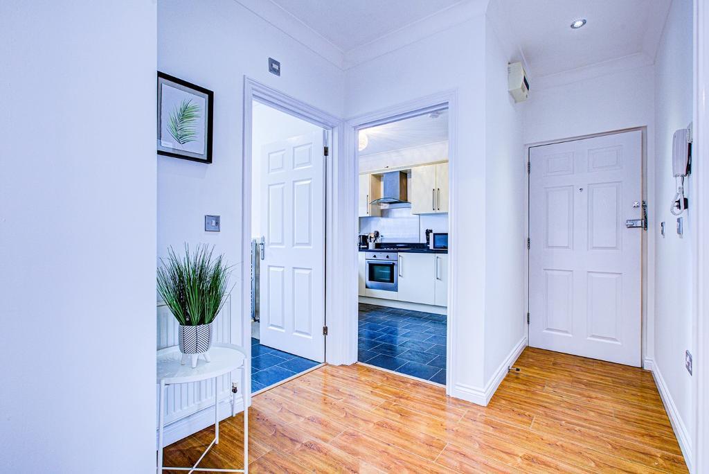 House in London - View 4