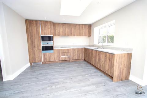 4 bedroom detached house for sale, Creek Road, March, PE15