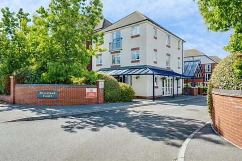 2 bedroom apartment for sale, Riverland Court, Christchurch BH23