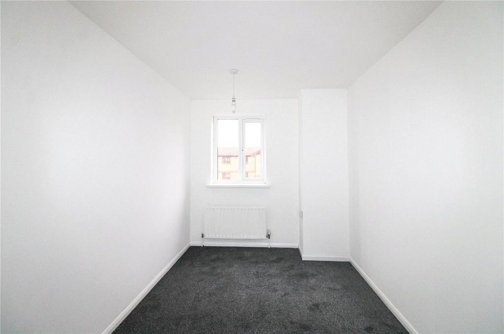 Apartment in Surrey - More