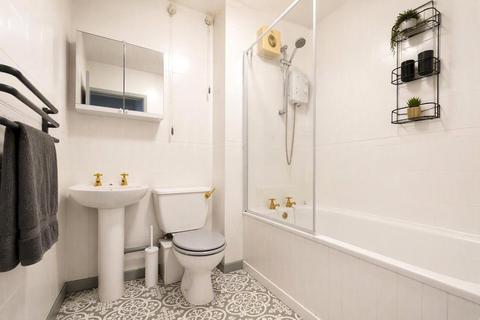 2 bedroom terraced house to rent, Columbine Close, Marton-in-Cleveland