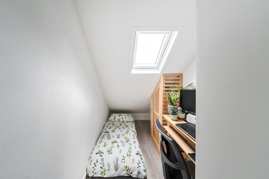 House in Oxford, Littlemore - More
