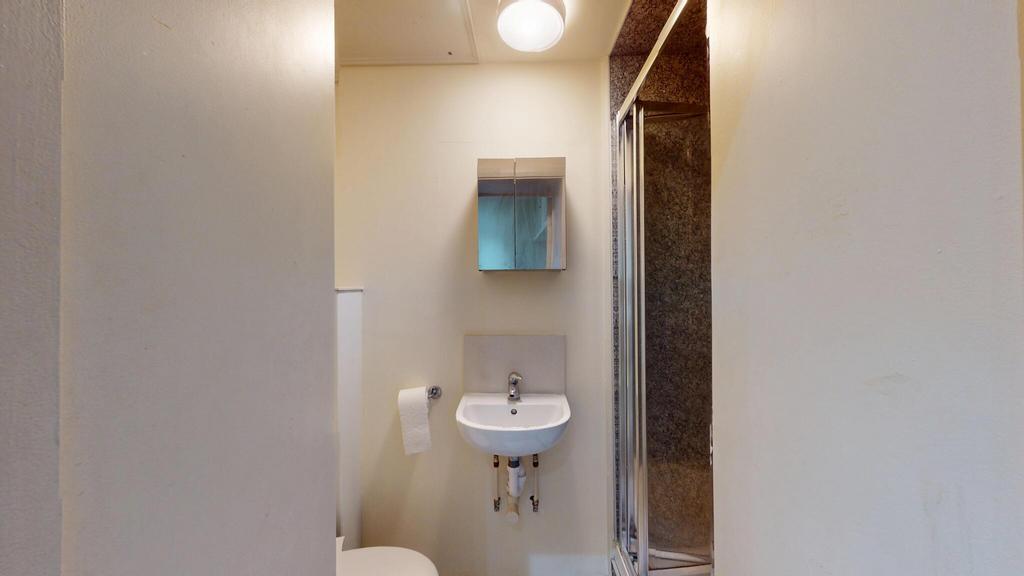 Apartment in London - View 3