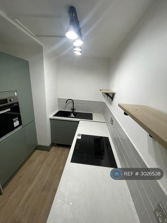 Apartment in Manchester, West Didsbury - View 3