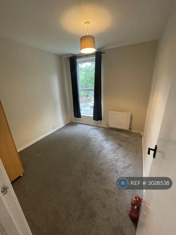 Apartment in Manchester, West Didsbury - View 4