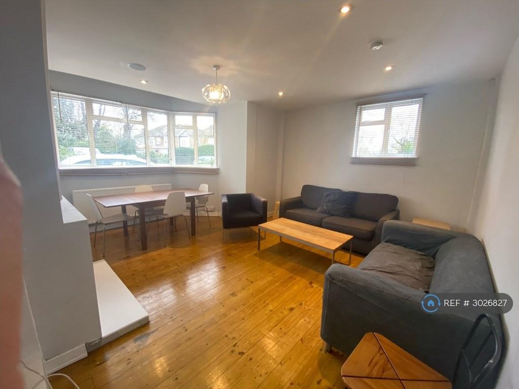 Apartment in London - View 2