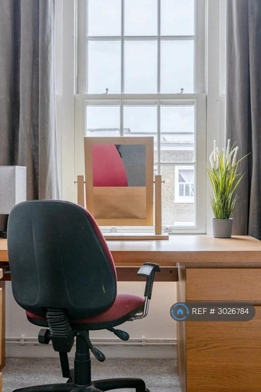 Apartment in London - View 2