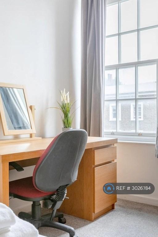 Apartment in London - View 3