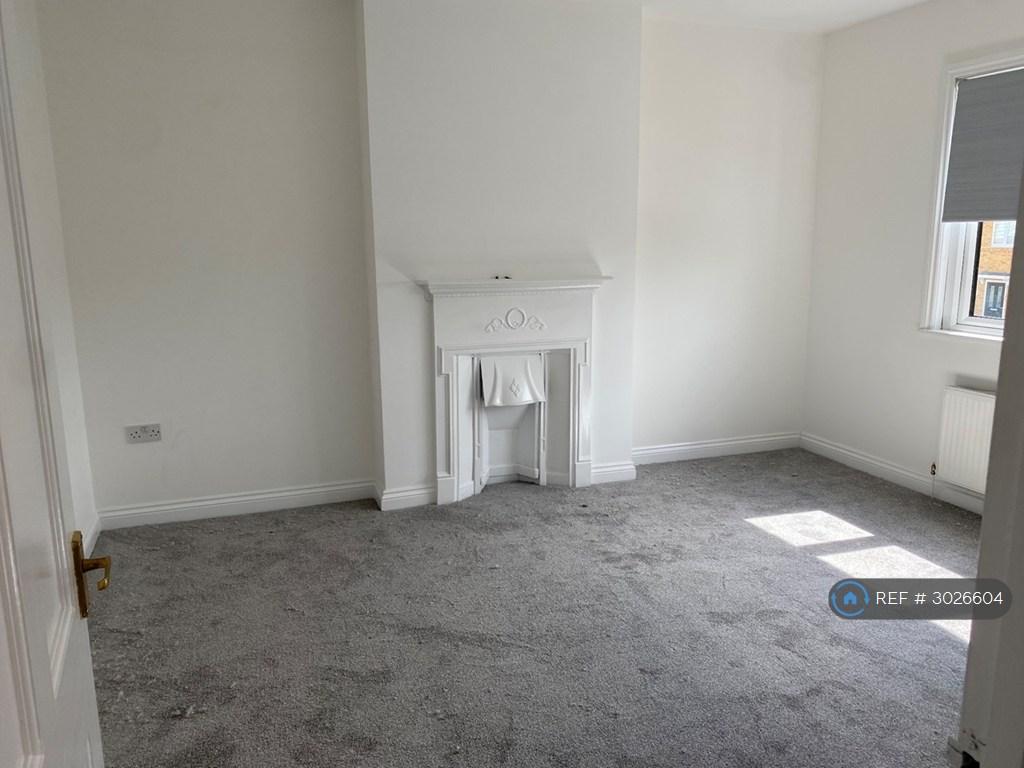 House in Chigwell - View 3