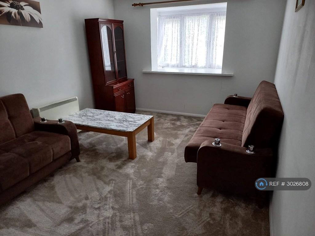 Apartment in Barking - View 4